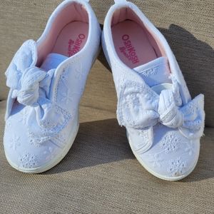 Oshkosh toddler casual size 10